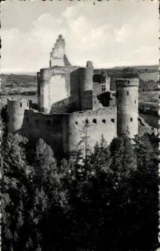 Ak Vianden Luxemburg, Burgruine  alte Architektur, Waldumgebung