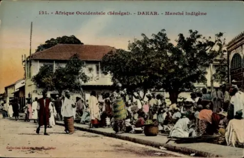Ak Dakar Senegal, Markt, Menschen, traditionelle Kleidung, afrikanische Kultur