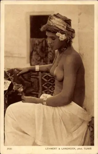 Ak Araberin, Busen, Maghreb