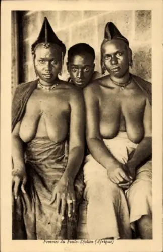 Ak Afrikanische Frauen, Busen, Junge, Portrait