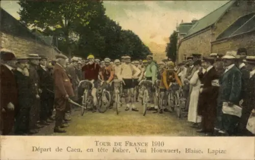 CPA Tour de France 1910, Depart de Caen, en tete Faber, Van Houwaert, Blaise, Lapize