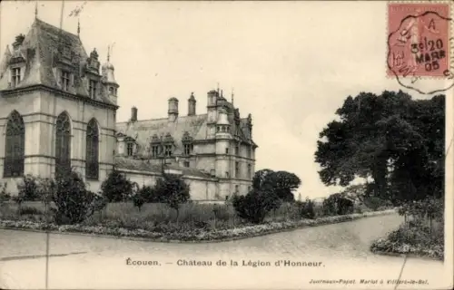 Ak Écouen Val d'Oise, Schloss, Garten, monumentales Gebäude, Statue