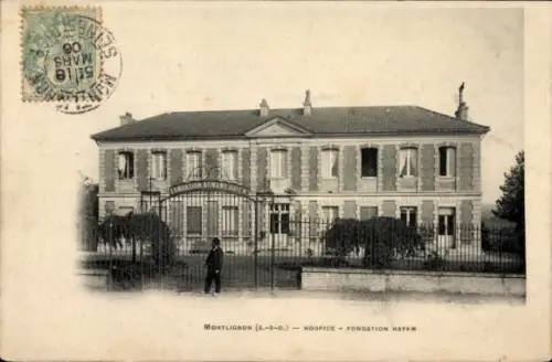Ak Montlignon Val d’Oise, Hospiz Fondation Hayem, Gebäude, Mann in Uniform,  