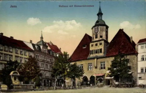 Ak Jena in Thüringen, Rathaus mit Bismarckbrunnen,  Architektur, Stadtansicht