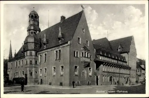 Ak Aschersleben im Salzlandkreis, Rathaus   Architektur