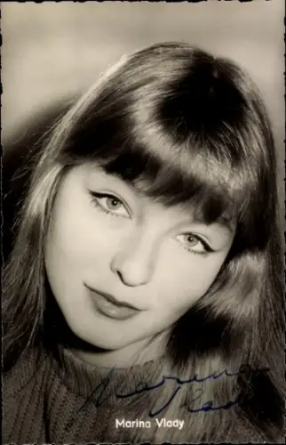 Ak Schauspielerin Marina Vlady, Portrait, Autogramm