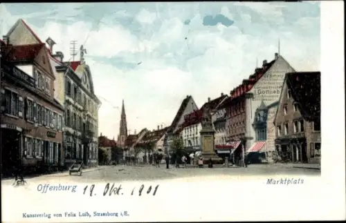 Ak Offenburg in Baden Schwarzwald, Marktplatz mit Häusern, Straßenansicht,  Architektur