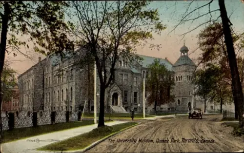 Ak Toronto Ontario Kanada, University Museum, Queen's Park,  Kanada,  Architektur, Bäume, Straße