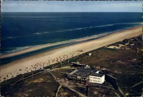Ak Nordseebad List auf Sylt, Blick auf Strand, Meer, moderne Strandhalle, sonnige Küstenlandschaf