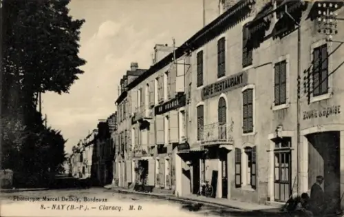 CPA Nay Pyrénées-Atlantiques, Claraq, Café Restaurant