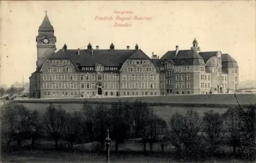 Ak Dresden Südost Strehlen, Friedrich August Seminar