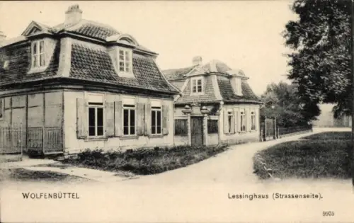 Ak Wolfenbüttel in Niedersachsen, Lessinghaus, Straßenansicht,  Architektur