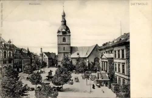 Ak Detmold am Teutoburger Wald, Marktplatz, Kirche, Bäume,  Gebäude