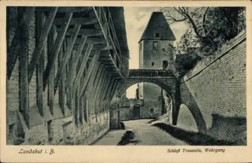 Ak Landshut in Niederbayern, Schloss Trausnitz, Wehrgang,  Architektur