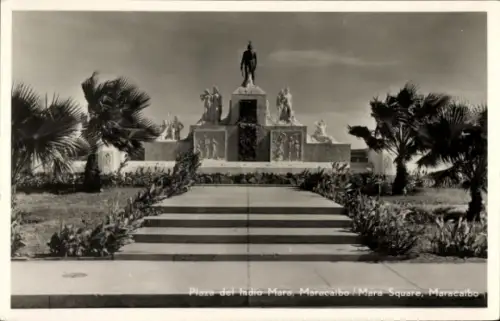 Ak Maracaibo Venezuela, Plaza del Indio Mara,  Statue, Treppen, Palmen