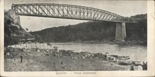 Ak Quebec Kanada, Montmorency River, Brücke, Pont Garneau, Fluss, Boote, Ufer