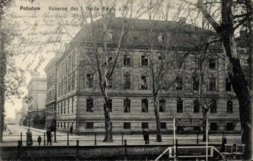 Ak Potsdam, Kaserne 1. Garde Regiment zu Fuß, Ruderbootverleih