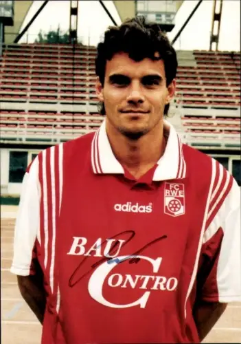 Autogrammkarte Fußballer W. Rauk, FC Rot-Weiß Erfurt, Autogramm