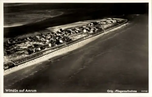 Ak Wittdün auf Amrum Nordfriesland, Luftaufnahme, Wittdün, maritime Architektur, Küstenlinie