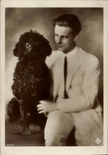 Ak Schauspieler Walter Slezak, Portrait mit Pudel