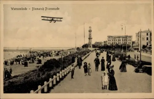 Ak Ostseebad Warnemünde Rostock, Bismarck Promenade, Doppeldecker
