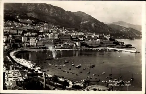 Ak Monte Carlo Monaco,  Hafenansicht, Boote im Wasser, Berge im Hintergrund