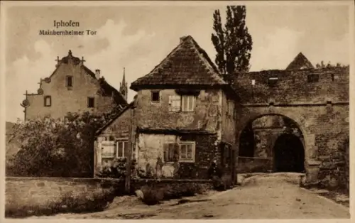 Ak Iphofen in Unterfranken,  Mainbernheimer Tor,  Gebäude