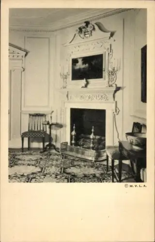 Ak Mount Vernon Virginia USA, Kamin im Westzimmer, Washington Familienwappen, M. V. L.A.
