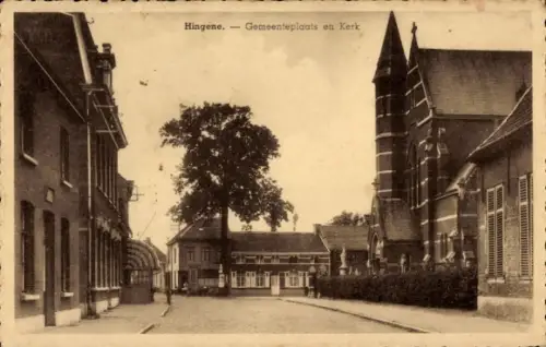 Ak Hingene Flandern Antwerpen, Gemeenteplaats, Kirche, Bäume, Straßenansicht