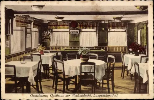 Ak Langenchursdorf Callenberg in Sachsen, Gasthaus zur Wolfsschlucht, Innenansicht