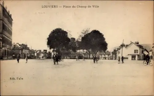 Ak Louviers Eure, Place du Champ de Ville