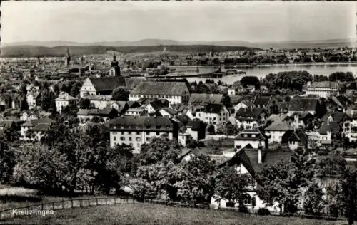 Ak Kreuzlingen Kanton Thurgau, Panoramablick über   Gebäude, zahlreiche Häuser