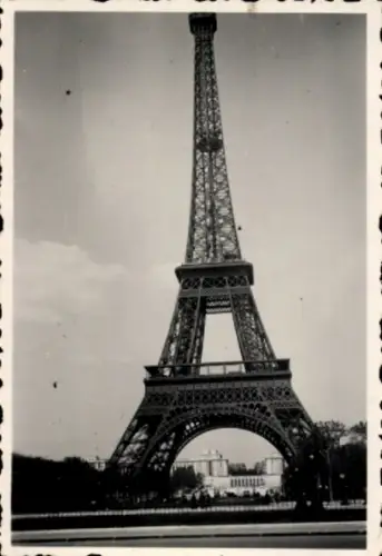 Foto Paris VII, Eiffelturm, 1941