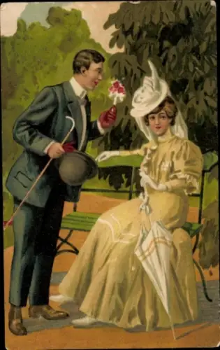 Präge Ak Frau im gelben Kleid auf einer Parkbank, Schirm, Verehrer überreicht Blumen