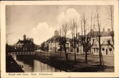 Ak Dinteloord Nordbrabant, Kreek, Gem. Huis,  Kanal, Bäume, Gebäude