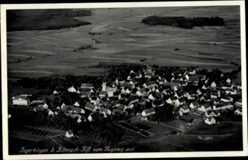 Ak Ingerkingen Schemmerhofen in Württemberg, Luftaufnahme von Ingerkingen, mehrere Häuser sichtba