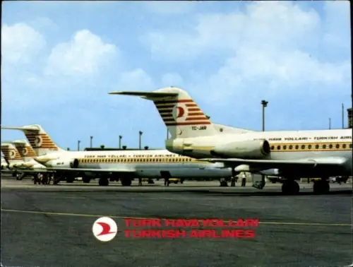 Ak Passagierflugzeuge Turkish Airlines, Türk Hava Yollari, Flughafen