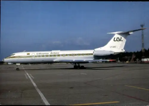 Ak Passagierflugzeug Lithuanian Airlines, TU-134 A, LY-ABO