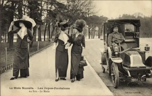 Ak La Mode nouvelle, Les Jupes Pantalons, Frankreich, Auto, Frauen