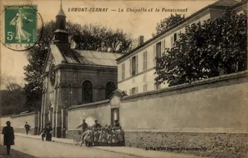 CPA Cernay Ermont Val d'Oise, La Chapelle et le Pensionnat