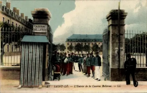 Ak Saint Lô Manche, Le Caserne Bellevue, Entree