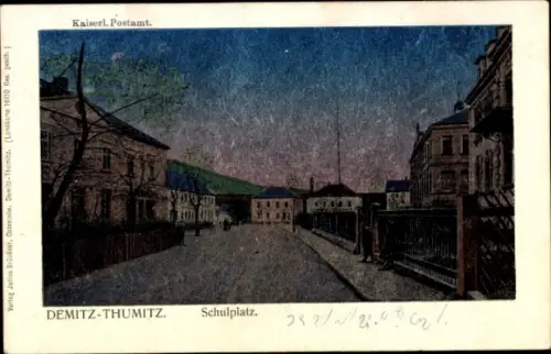 Luna Ak Demitz Thumitz in Sachsen, Schulplatz