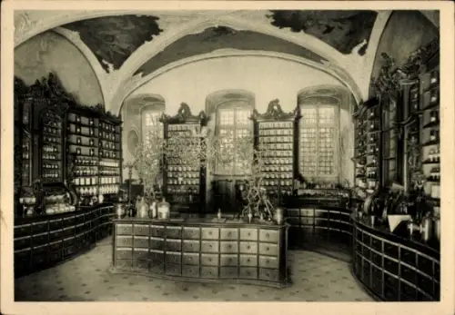 Ak Würzburg am Main Unterfranken, Apotheke im Rokokostil, Innenansicht,  Apotheke
