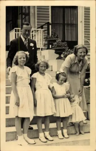 Ak Verjaardag Prinses Irene 1948, Beatrix, Juliana der Niederlande, Bernhard