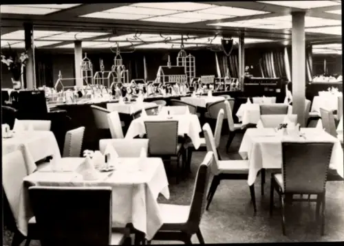 Ak Eisenbahnfährschiff MS Sassnitz, Mitropa Speiseraum, Innenansicht