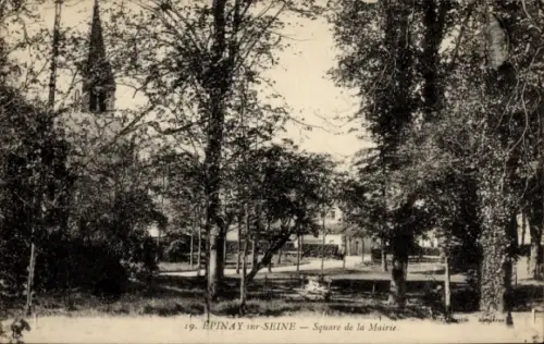 CPA Epinay sur Seine Seine Saint Denis, Square de la Mairie