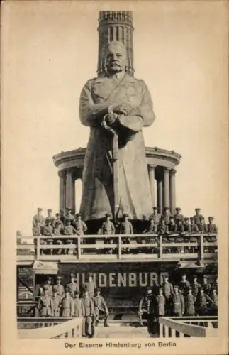 Ak Berlin Mitte, Alexanderplatz, Hindenburg Statue, Soldaten, historische Photographien