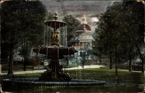 Ak Boston Massachusetts USA, Brunnen, Staatsgebäude, Boston, Massachusetts