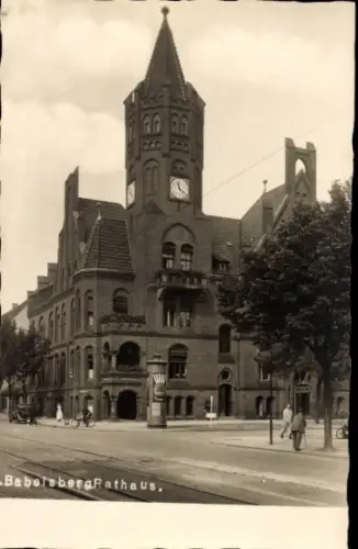 Foto Ak Babelsberg Potsdam, Rathaus, Litfaßsäule