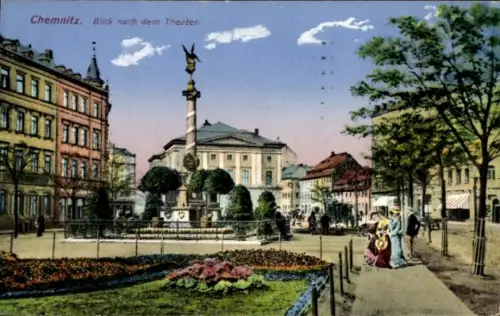Ak Chemnitz in Sachsen,  Blick nach dem Theater, Monument, Gebäude, Blumenbeet, Spaziergänger